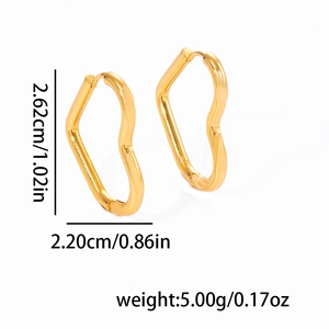Golden stainless steel heart-shaped hoop earrings for women, 2.62cm elegant geometric design