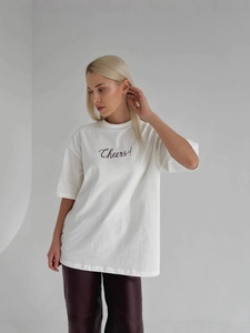 T-shirt classique blanc à col rond et manches courtes avec imprimé Cheers noir