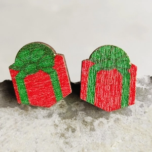 Detail of wooden Christmas gift box stud earrings in classic red and green festive colors
