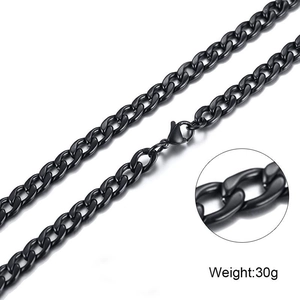 Detail of 30g black stainless steel Cuban link chain necklace with lobster clasp