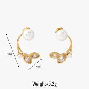 Golden leaf pearl earrings in stainless steel with crystal accents, size 21mm by 14mm