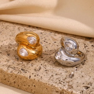Bague Serpent Épaisse En Acier Inoxydable Plaqué Or 18K Avec Zircon Taille Poire Bijou Géométrique Moderne Pour Femme
