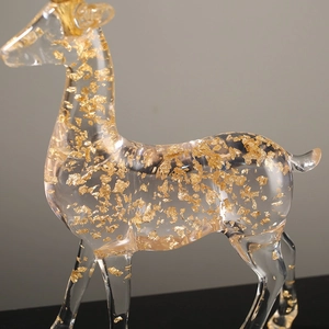 Elegant Nordic transparent crystal reindeer statue with gold leaf flakes home decor
