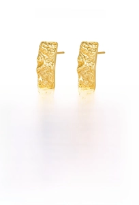 Macro shot showing 18mm x 6.5mm irregular hammered texture on S925 sterling silver earrings