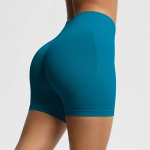 Détail du tissu en maille sans couture à taille haute avec effet push-up sur le fessier