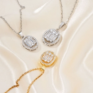 Simple Stainless Steel Oval Halo Pendant Necklace For Women Luxury Zirconia Inlaid Geometric Gold Silver O-Chain Jewelry
