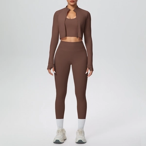 Completo yoga 3 pezzi con giacca con zip a maniche lunghe, fori per pollici e leggings a vita alta