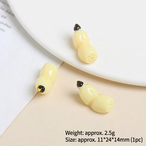 Miniature resin vegetable charm 11x24x14mm for DIY crafts and phone case decor