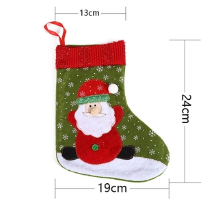 Detailed size chart of Santa Claus Christmas stocking showing height and width dimensions
