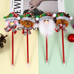 Lot de 4 stylos de Noël avec figurines en peluche de Père Noël, bonhomme de neige et renne