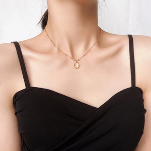 Elegant Oval Cat Eye Pendant Necklace 18K Gold Plated Titanium Steel Clavicle Chain Jewelry For Women