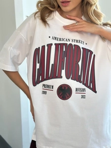 Oversized λευκό βαμβακερό T-shirt με τύπωμα American Street California