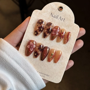 Elegant Almond Shape Press On Nails Brown Cherry Red Gradient Floral Design Gilded Finish Artificial Nails For Women