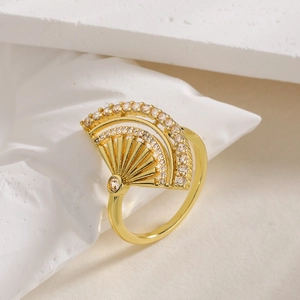 Elegant gold-plated copper fan-shaped ring featuring sparkling zircon stones and open design