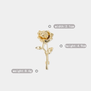 Detailed size specifications of the gold rose brooch showing height, width, and weight