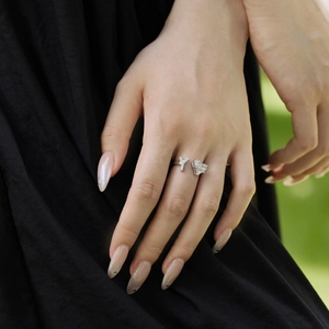 Adjustable S925 sterling silver ring featuring a sparkling heart and letter Y crystal charm