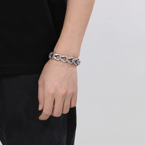 Retro gothic silver stainless steel chain bracelet with cross motifs and vintage finish