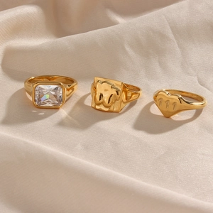 Set of 3 gold stainless steel rings with square zircon, 111 heart and elephant relief