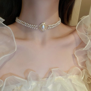 Collier double rang de perles vintage français avec pendentif ovale en cristal