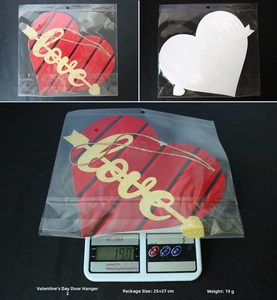 Front and back view of red striped heart door sign with Love text and weight scale detail