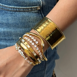 Ensemble de bracelets de luxe en acier inoxydable doré avec pierres en zircone