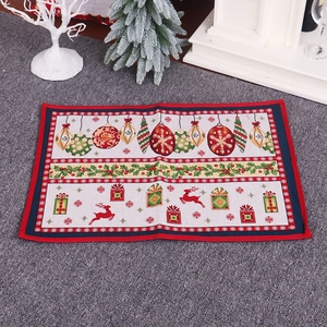Rectangular Christmas knit door mat with elk and gift box patterns for home decoration