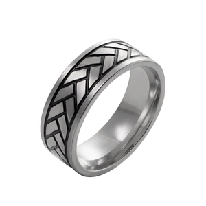 Polished stainless steel men's ring with classic braided texture and black lacquer finish