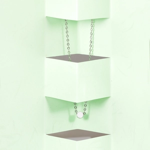 Elegante collana con perla in acciaio inossidabile da 5mm su pieghe di carta verde chiaro