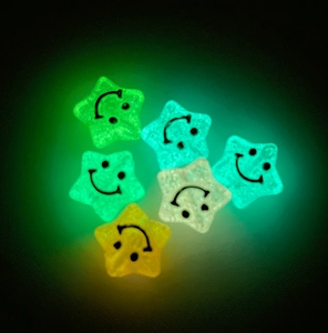 Perline a stella luminose con faccine che brillano al buio per gioielli fai da te