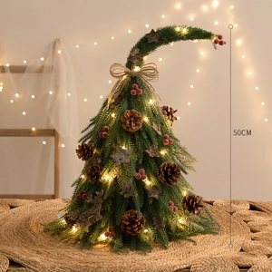 50cm Mini-Weihnachtsbaum mit gebogener Spitze, warmen LED-Lichtern, Zapfen und Beeren