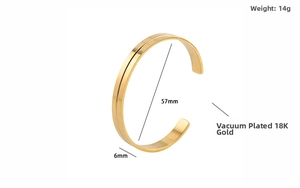 Detail view of 6mm gold C-shaped men's cuff bracelet with 57mm inner diameter and 14g weight
