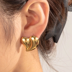 Chic gold-plated titanium steel puffed heart earrings with 3D pleated texture