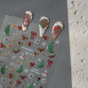Stickers ongles 3D de Noël avec bonhomme de neige et sapin pour manucure de fête