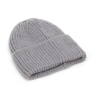Berretto in maglia grigio classico con risvolto largo per calore invernale e stile