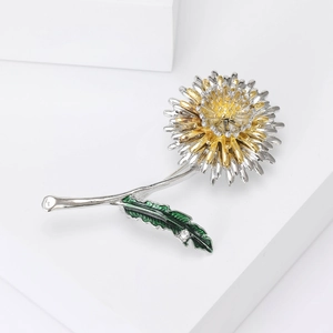 Élégante broche pissenlit avec centre doré et feuilles en émail vert pour femmes