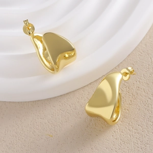 Polished 18k gold plated irregular C-shape geometric stud earrings in a minimalist style
