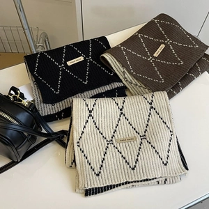 Women's Knitted Argyle Scarf Soft Warm Acrylic Winter Scarf With Diamond Pattern Vintage Casual Thick Wrap For Women