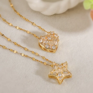 Collier Pendentif Cœur Étoile Cuivre Plaqué Or Zircon Pavé Minimaliste Luxe Chaîne De Clavicule Bijoux Femmes