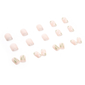 Pink camellia press-on nails set with floral patterns and glitter, 24 piece short square kit