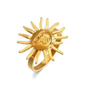 Minimalist 18K gold plated stainless steel sun face ring with a vintage relief pattern