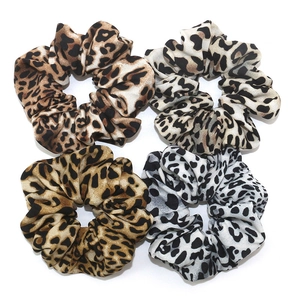 Leopard Print Scrunchies Soft Fabric Elastic Hair Ties Fashion Ponytail Holders For Women Girls