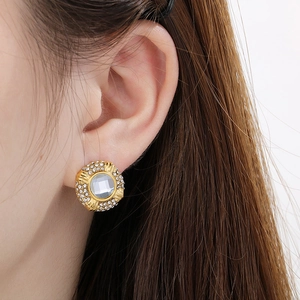 Elegant 18k gold plated oval stud earrings with clear crystals and sparkling rhinestones