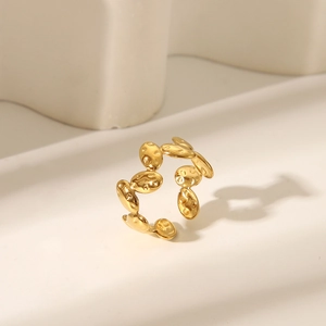 Irregular gold bean textured open ring with minimalist curved design for women