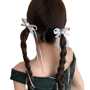 Barrettes à nœuds argentés style balletcore avec rose 3D pour coiffures nattées