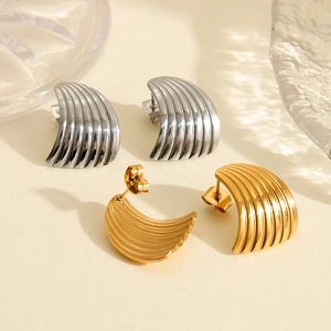 Fashionable fan-shaped striped titanium steel stud earrings in gold and silver finishes