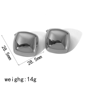 Silver square stud earrings detail showing 28.5mm dimensions and polished metal finish