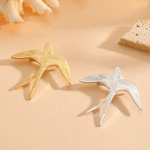 Swallow Brooch Bird Pin Titanium Steel Vacuum Plated Animal Shape Fashion Suit Coat Accessories Women Men