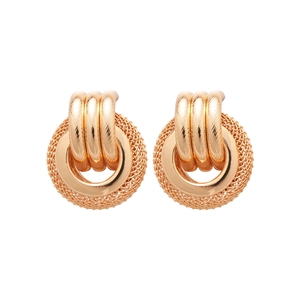 Boucles d'oreilles géométriques dorées multicouches avec anneau texturé et métal incurvé