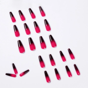 Faux ongles ballerine longs avec dégradé ombré noir et violet baie fini brillant