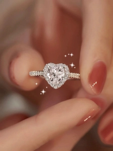 Sparkling S925 silver heart shaped moissanite halo ring with pavé diamond band setting